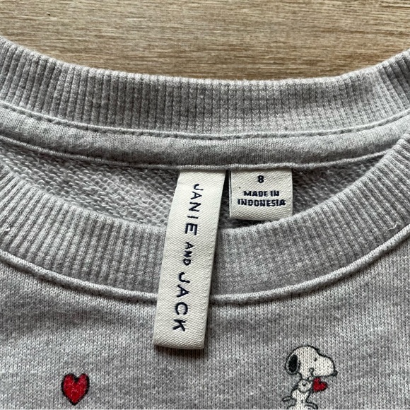 Janie and Jack Snoopy hearts ruffled shoulder sweatshirt, size 8 - Picture 6 of 9